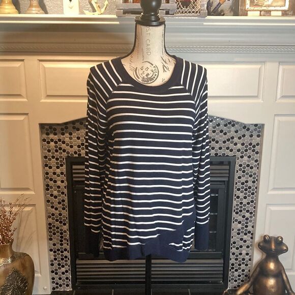 Workshop soft long sleeve shirt, size medium - Picture 1 of 7